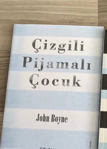 Çizgili Pijamalı Çocuk - John Boyne