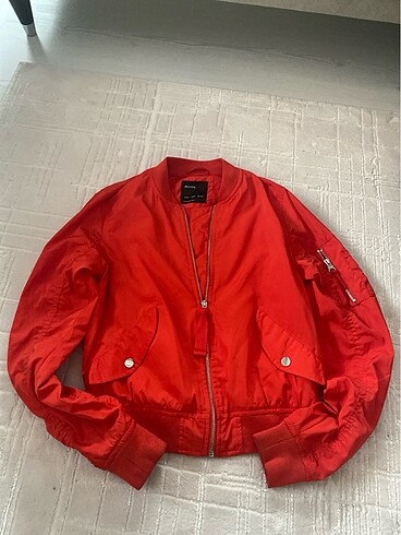 Bershka mont