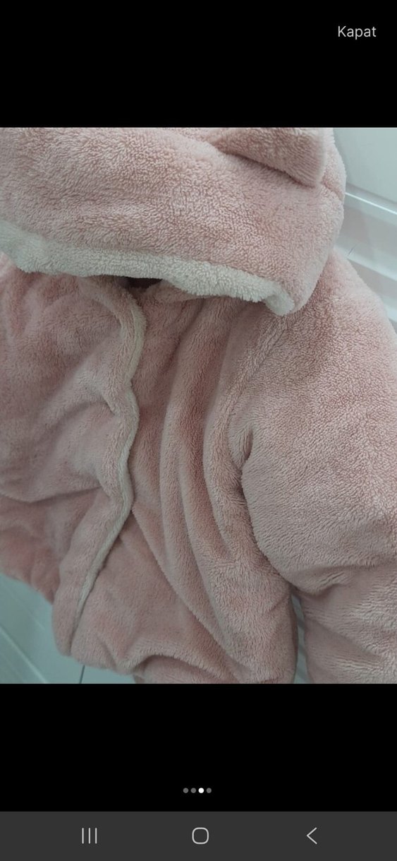 Kız Çocuk Pembe Kapüşonlu Kürklü Mont - Görsel 2