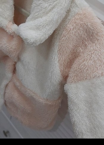 Kız Çocuk Beyaz Peluş Mont - Görsel 2