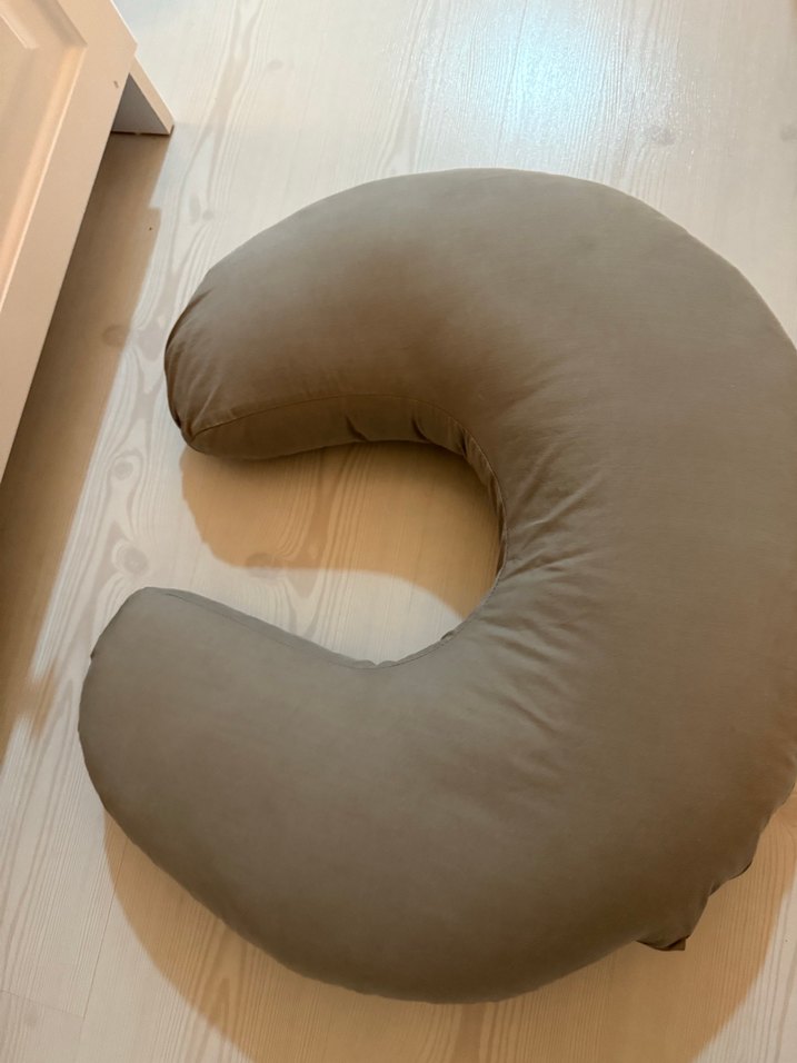 Bej Gri Emzirme ve Hamilelik Yastığı - Görsel 3