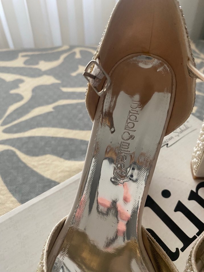 Bej Parlak Nakışlı Yüksek Topuklu Kadın Ayakkabı - Görsel 4