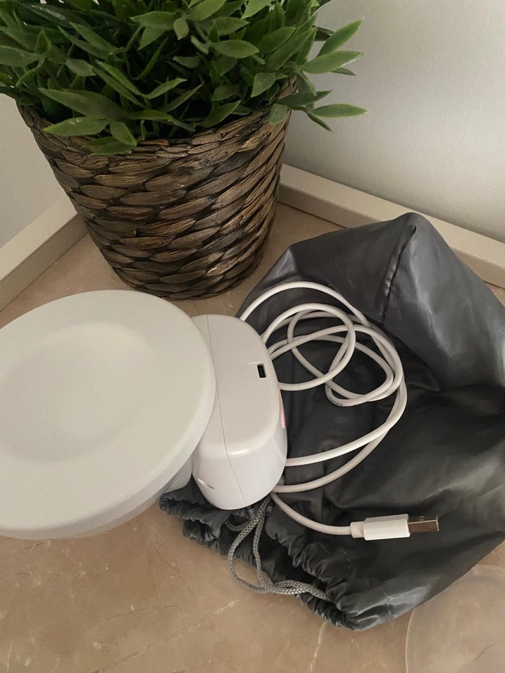 Pastel Beyaz Göğüs Pompası - Görsel 3