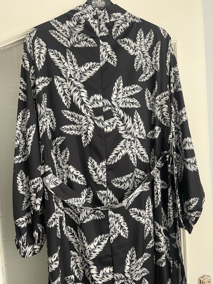 Özel gün elbisesi saten - Görsel 5