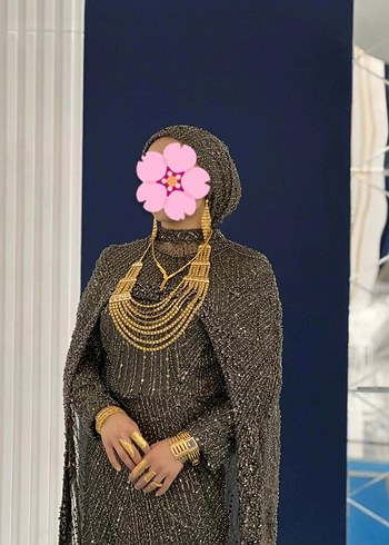 Uzun Kollu Altın Renkli Yılan Desenli Kadın Elbise - Görsel 3