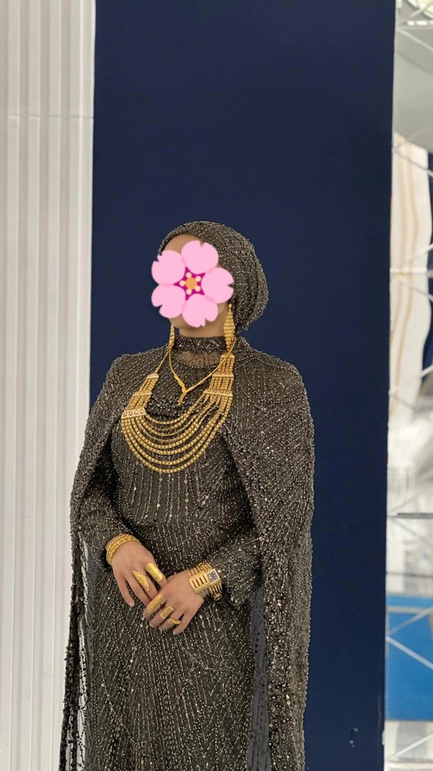 Uzun Kollu Altın Renkli Yılan Desenli Kadın Elbise - Görsel 3