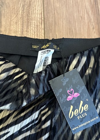 Zebra Desenli Pilili Kadın Kumaş Pantolon - Görsel 3