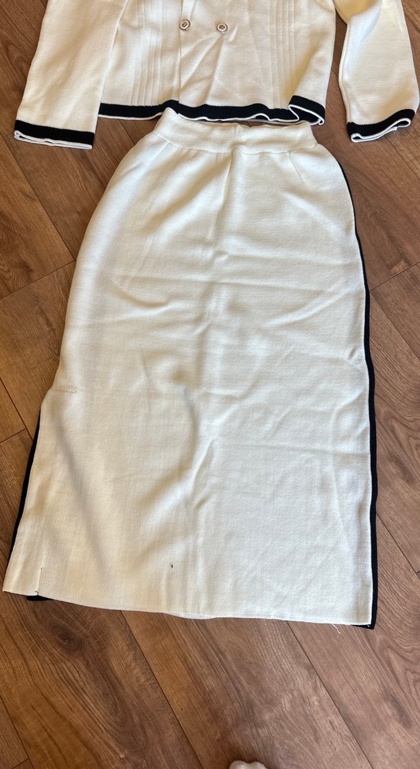 Düğmeli Beyaz triko Kadın Takım - Görsel 2