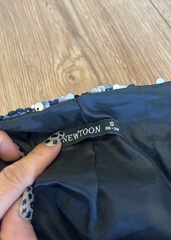 Parlak Çok Renkli Payetli Kadın Kalem Etek - Görsel 3