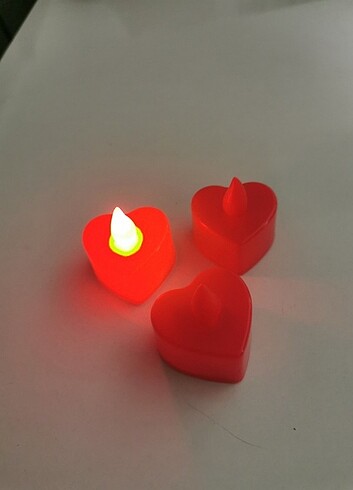 Kalp ve mum tasarımlı led ışık (3 adet),