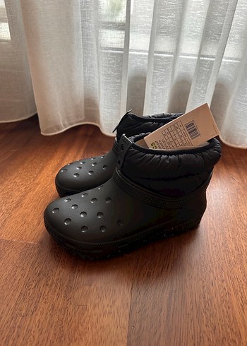 Crocs Klasik Neo Puff Kısa Bot W Kar Çizmesi Siyah 35 Numara - Görsel 6