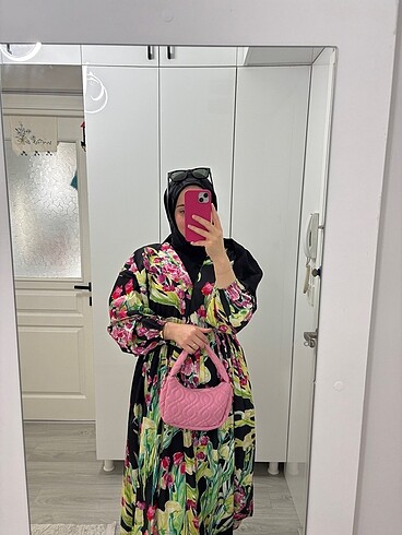PEMBE ÇANTA