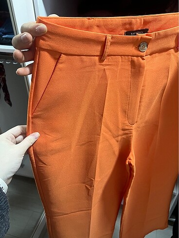 Turuncu bol paça kumaş pantolon - Görsel 2