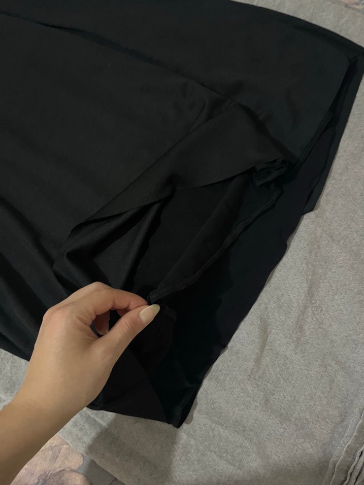 Siyah V Yaka Uzun Salaş Kadın Elbise - Görsel 4