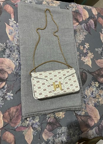 Zincir Detaylı Beyaz Yılan Desenli Kadın Çanta - Görsel 4