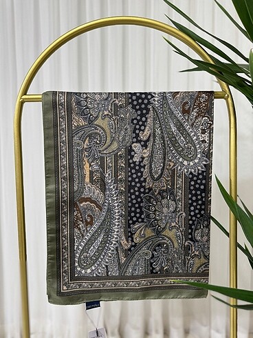 Etro şal
