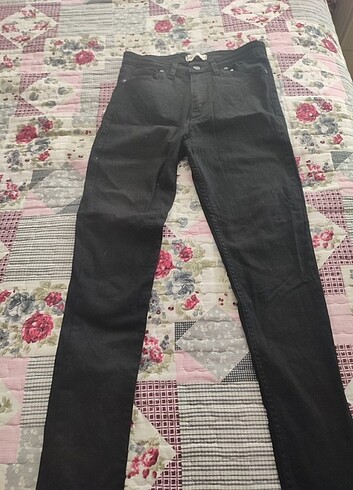 Siyah dar paça kot pantolon 