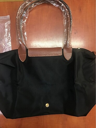  Beden siyah Renk siyah kahverengi saplı M size longchamp