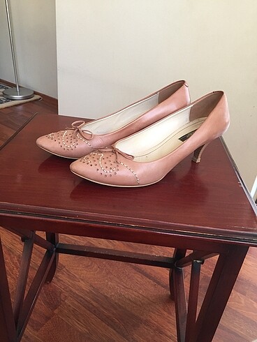 inci İnci stiletto