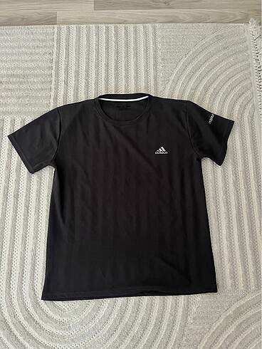 T-shirt.