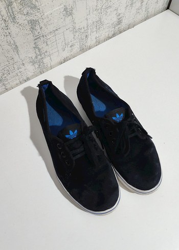 Adidas 40