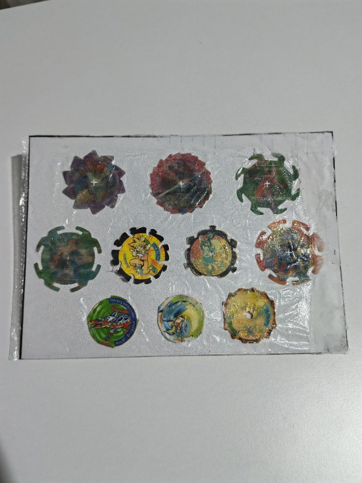 Renkli Koleksiyonluk Oyun Jetonları BEYBLADE TASO - Görsel 3