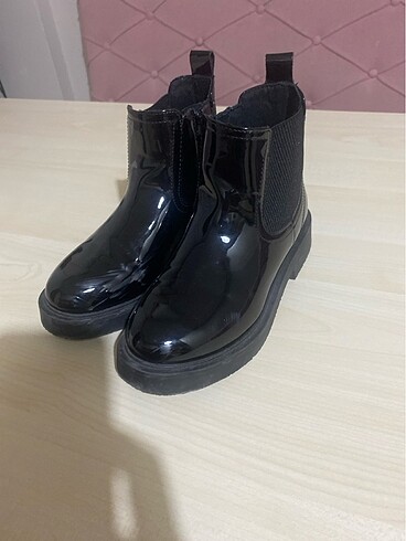 Zara bot