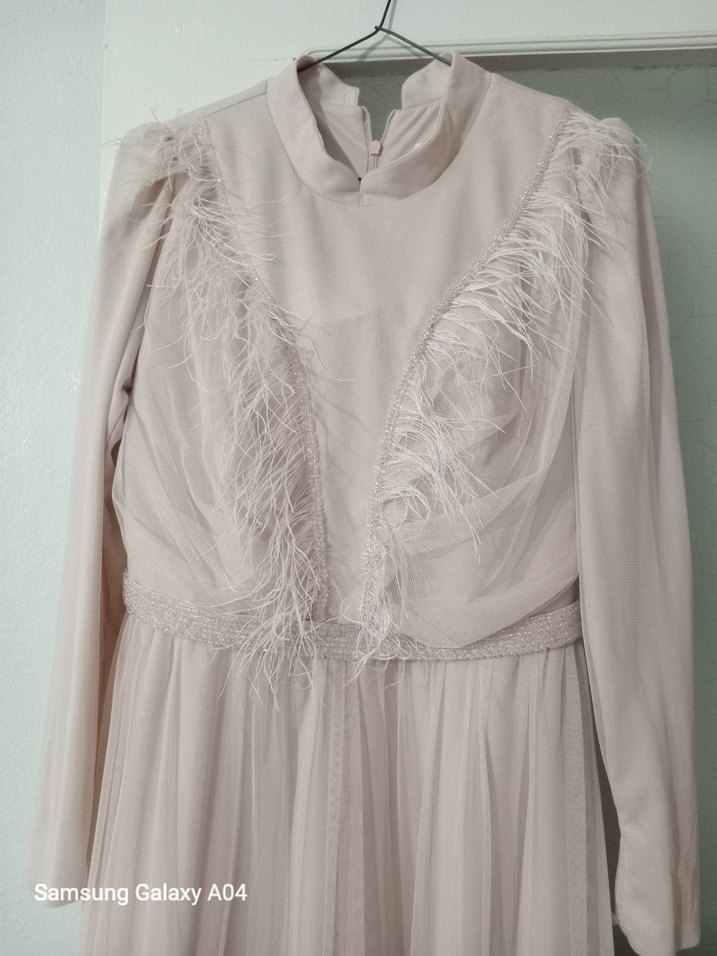 Bej Uzun Kollu Drapeli Abiye Elbise - Görsel 2