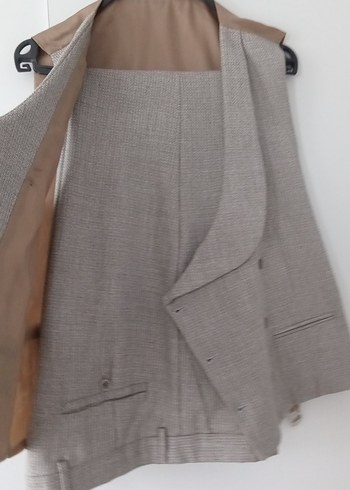 Bej Düğmeli Erkek Takımı elbise - Görsel 4