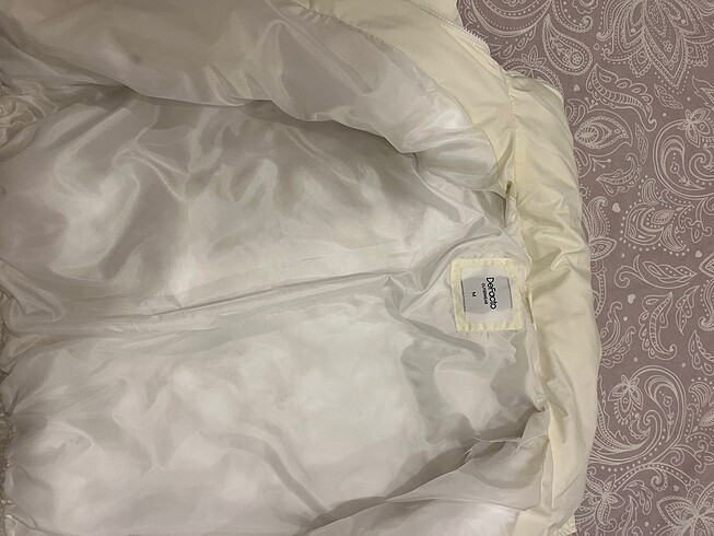 m Beden Kadın ekru şişme mont