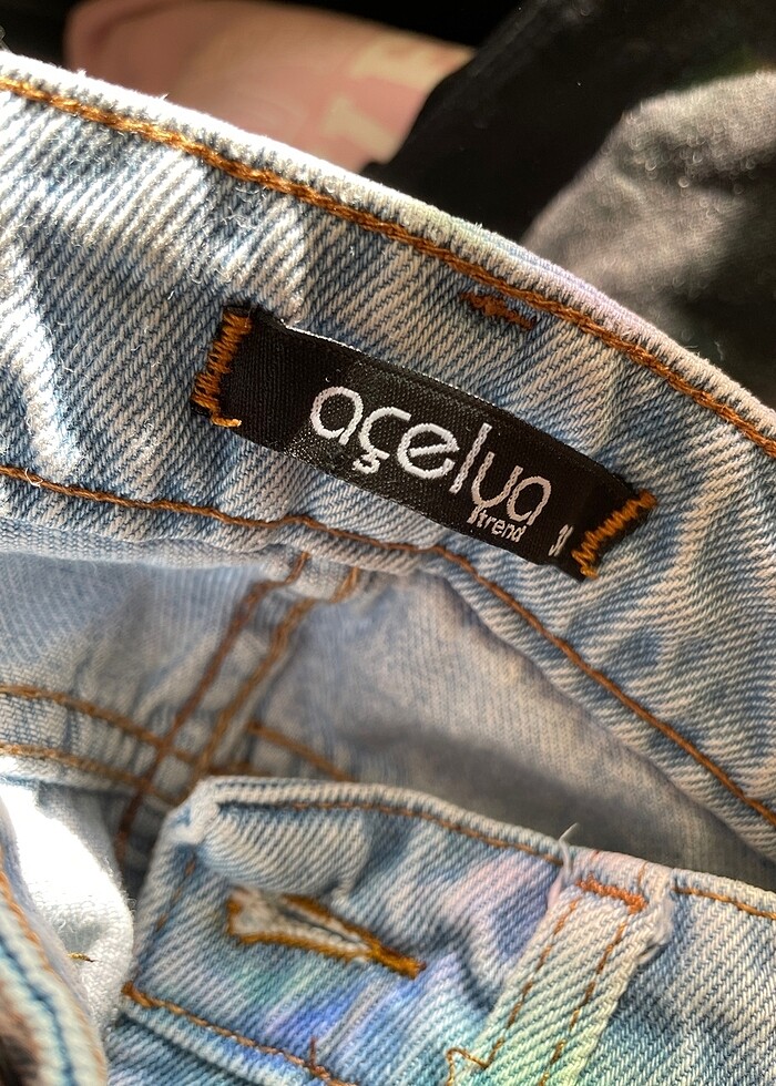 Yırtık pantolon - Görsel 4