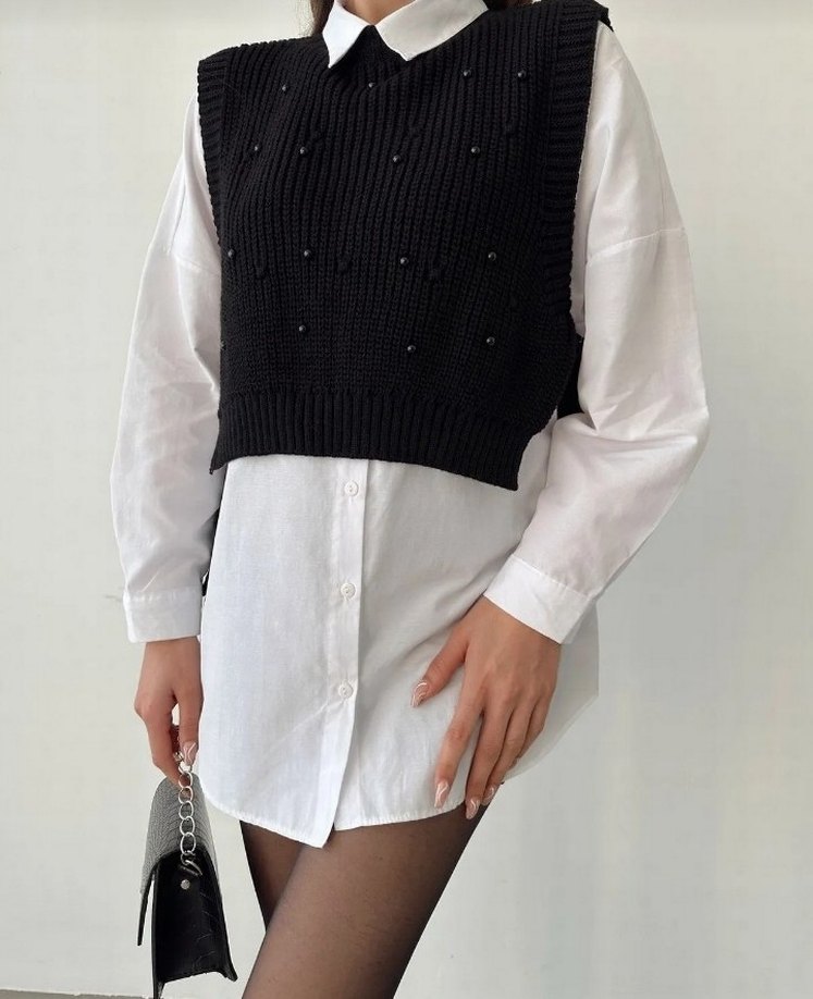 Siyah Örgü Kısa Süveter - Görsel 4