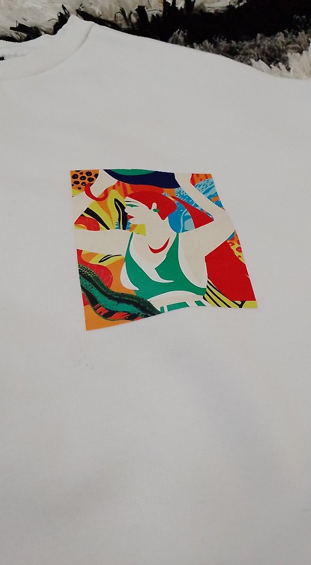 Baskılı Beyaz Kadın Sweatshirt - Görsel 2