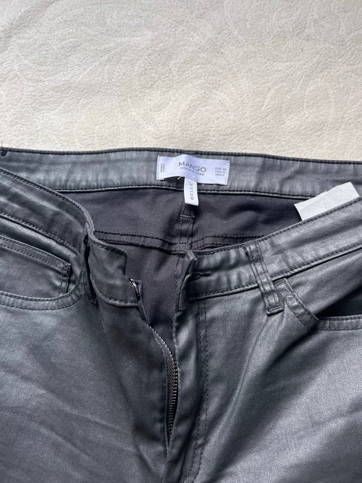 Mango deri görünümlü parlak jean - Görsel 2