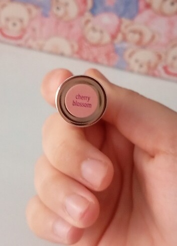 TARTE GLOSS