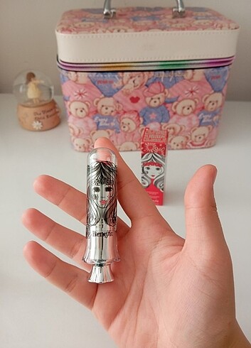 Benefit Cosmetics Benefit tint ruj