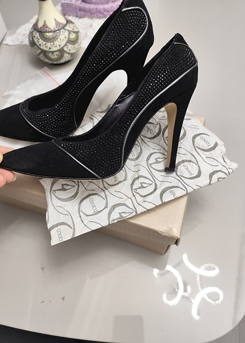 Kemal Tanca Siyah Süet Stiletto Klasik Kadın Ayakkabı - Görsel 5