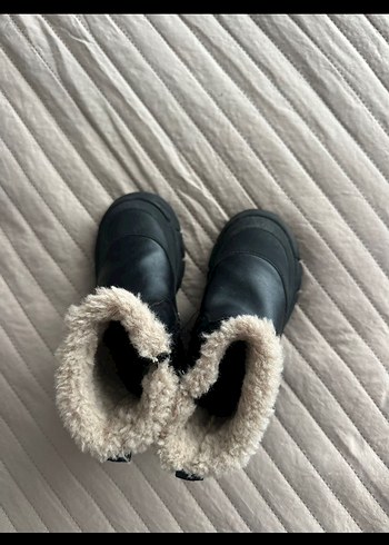 Zara çocuk bot - Görsel 2