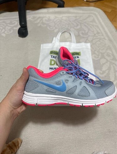 Nike spor ayakkabı