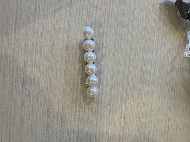 Beden İnci klipsli kadın toka