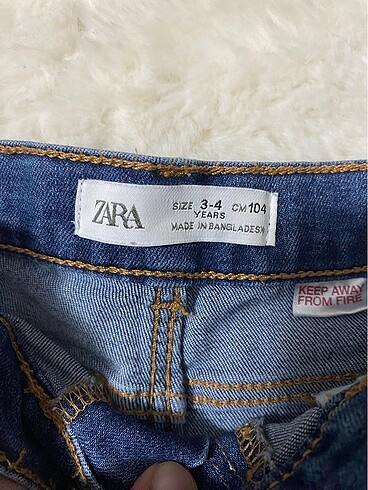 Zara Zara kız çocuk kot pantolon