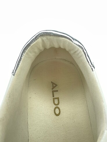 37 Beden beyaz Renk Aldo Spor Ayakkabı %70 İndirimli.