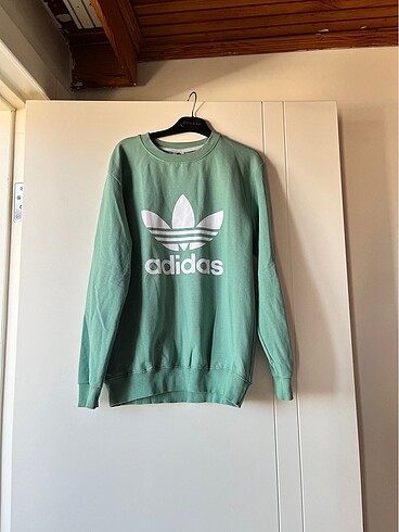 Adidas logolu sweat