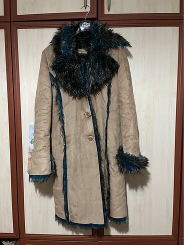 Moda İlgi Kürk Detaylı Şık Kaban (38 Beden)