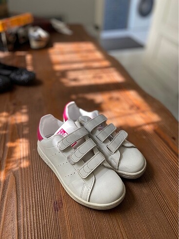 Orjinal Adidas spor ayakkabı 31,5