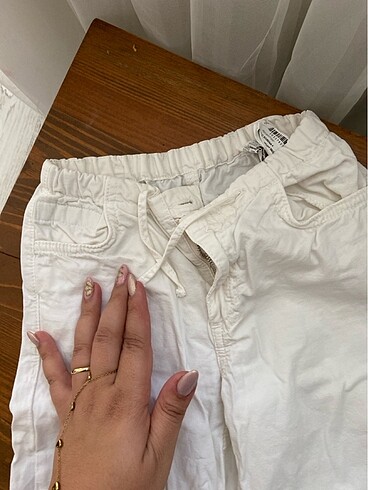 7 Yaş Beden beyaz Renk Zara pantolon 7 yaş