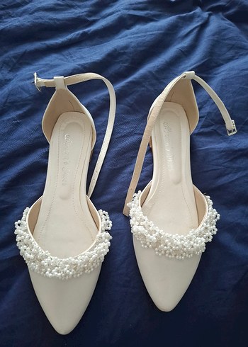 İnci İşlemeli Beyaz Stiletto Gelin Ayakkabısı