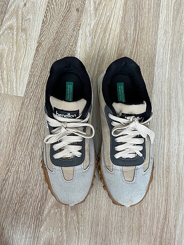 40 Beden Benetton spor ayakkabı