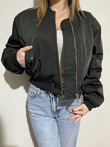 Pull and Bear PULL&BEAR Vatkalı Bomber Siyah Ceket