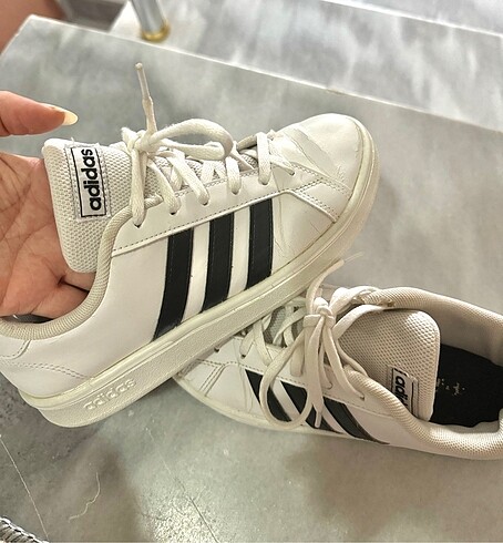 Adidas kadın spor ayakkabı